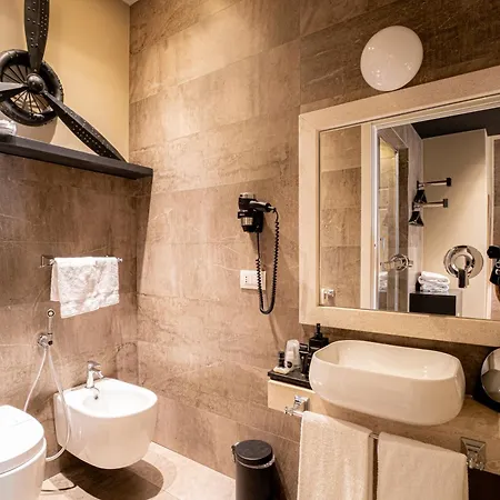 Neko Boutique Hotel 2*