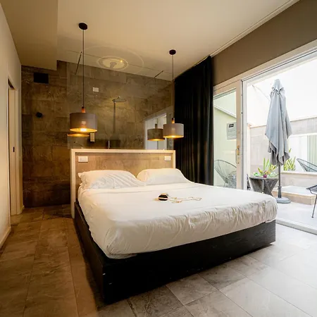 Neko Boutique Кальяри