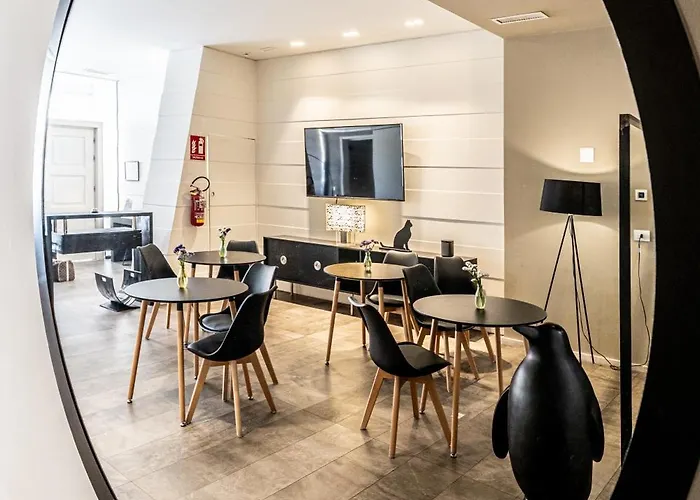 Neko Boutique Hotel 3*