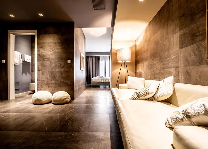 Отель Neko Boutique Кальяри