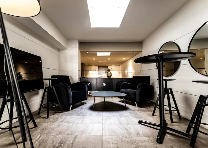 Отель Neko Boutique